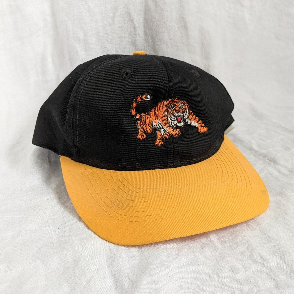 SOLD - Picture 3 of 8